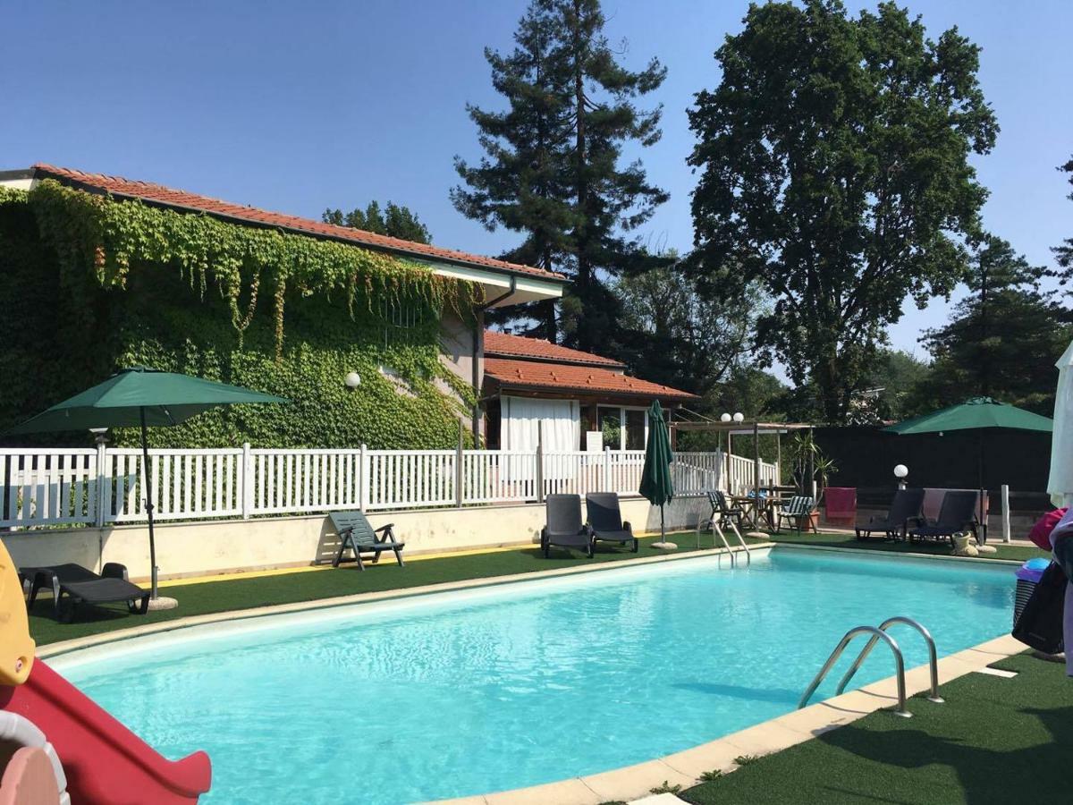 Fattoria Sequoia Castagneto Po Exterior photo
